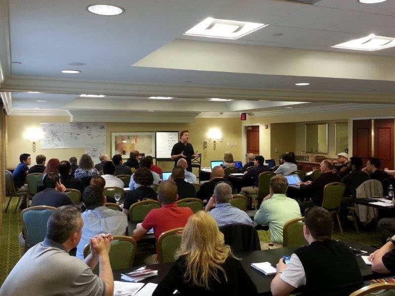 10155416_378343345638148_966813402756424353_n